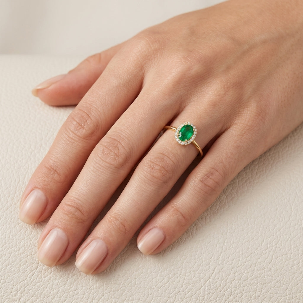 Polished Diamond Ring Yellow Gold Emerald worn by model - Vicenza Miami