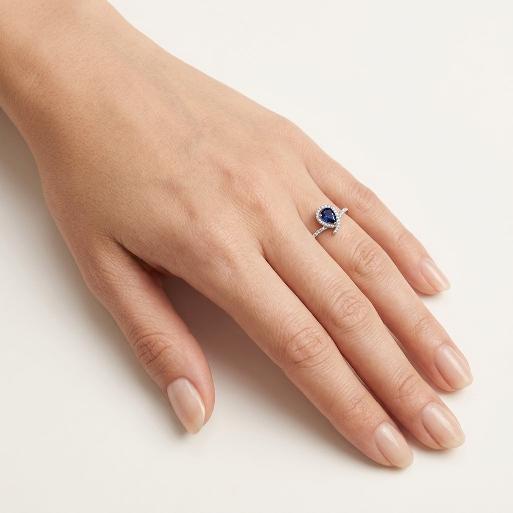 Radiant Sapphire & Diamond Ring worn by model - Vicenza Miami