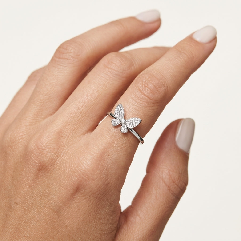 Delicate Diamond Ring White Gold Diamond II worn by model - Vicenza Miami