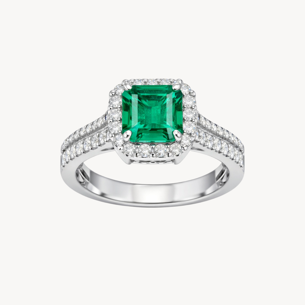 Stately Emerald Ring