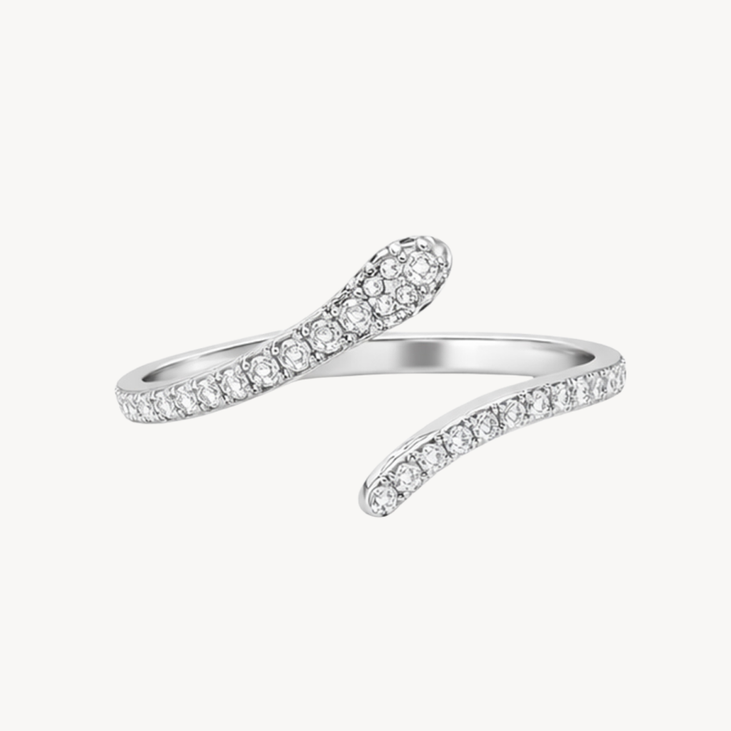 Pristine Snake Diamond Ring