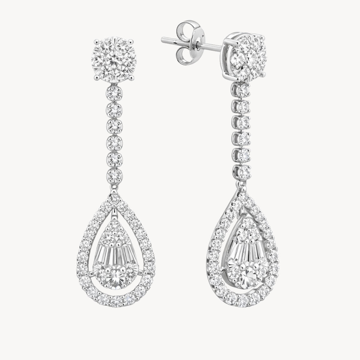 Splendid Diamond Earring