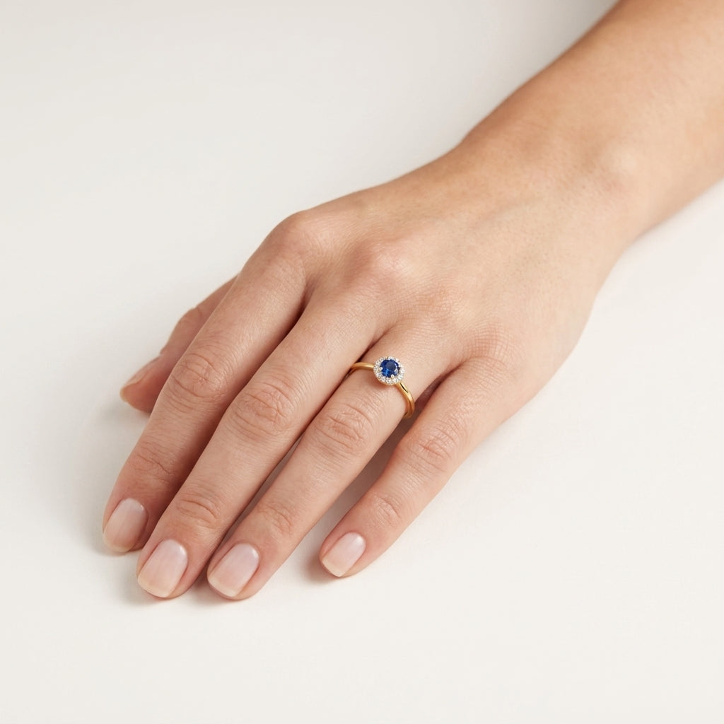 Regal Diamond Ring White Gold Diamond III worn by model - Vicenza Miami