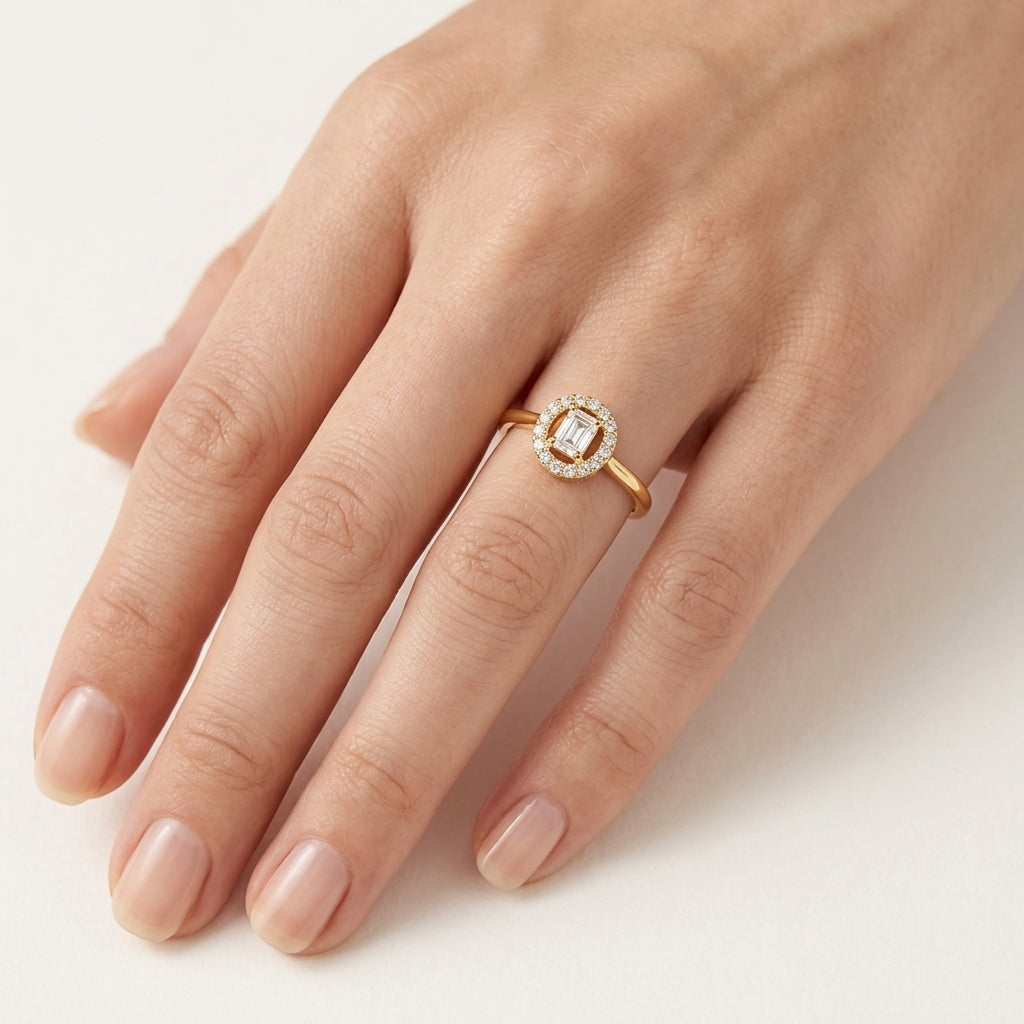 Dainty Diamond & Tsavorite Ring worn by model - Vicenza Miami