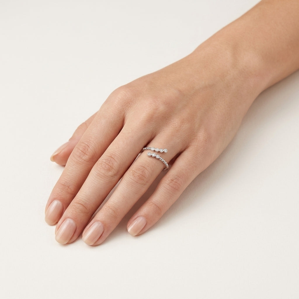 Pristine Diamond Ring Yellow Gold Diamond worn by model - Vicenza Miami