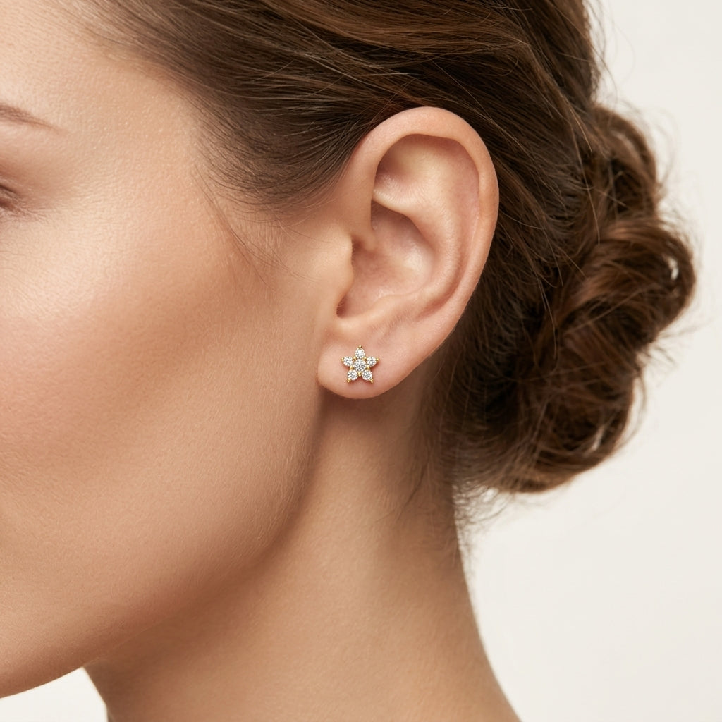 Imperial Diamond Earring Diamond II worn by model - Vicenza Miami
