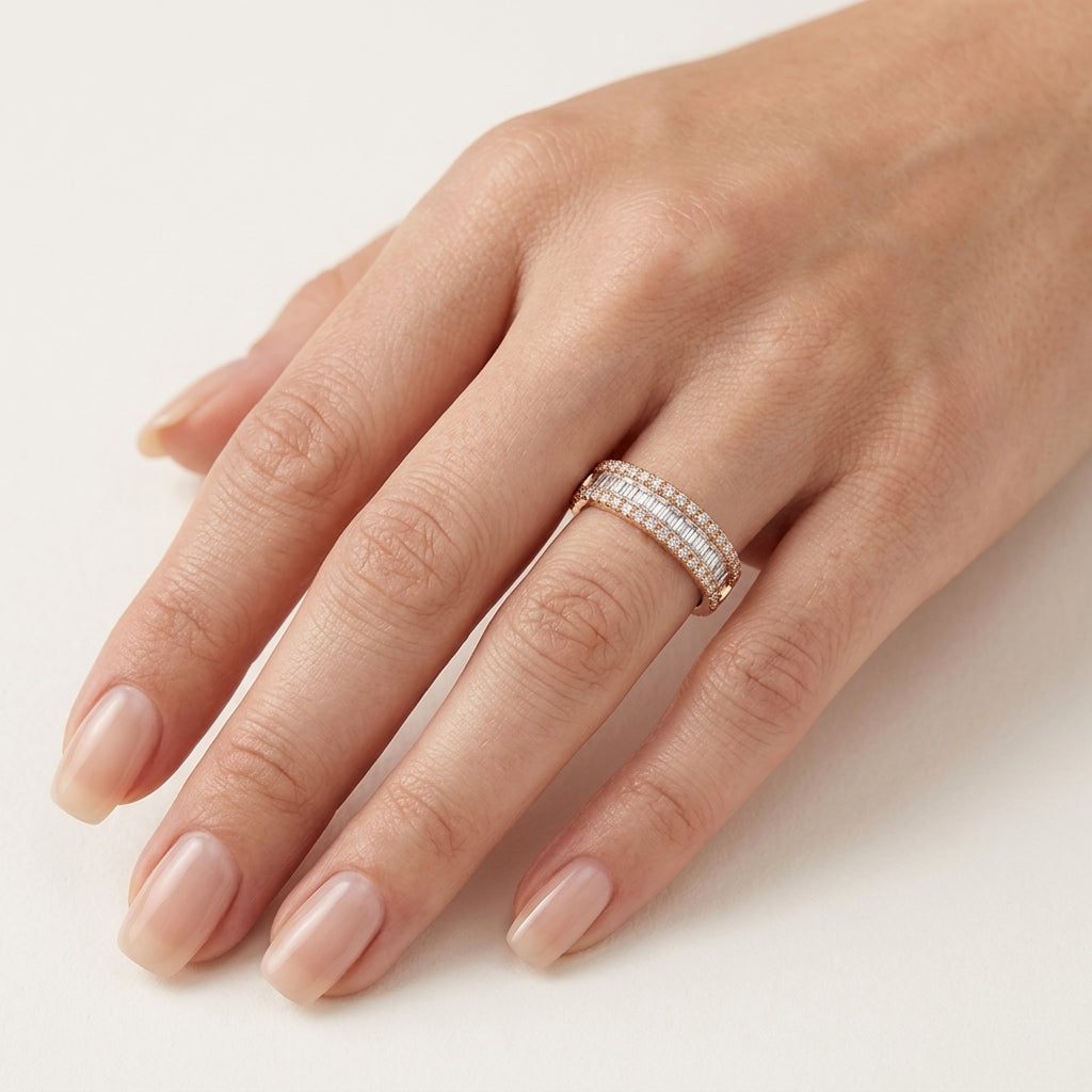 Heritage Diamond Ring Rose Gold Diamond worn by model - Vicenza Miami