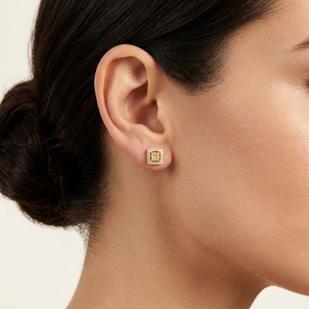 Brilliant Earring Yellow Gold Diamond II worn by model - Vicenza Miami
