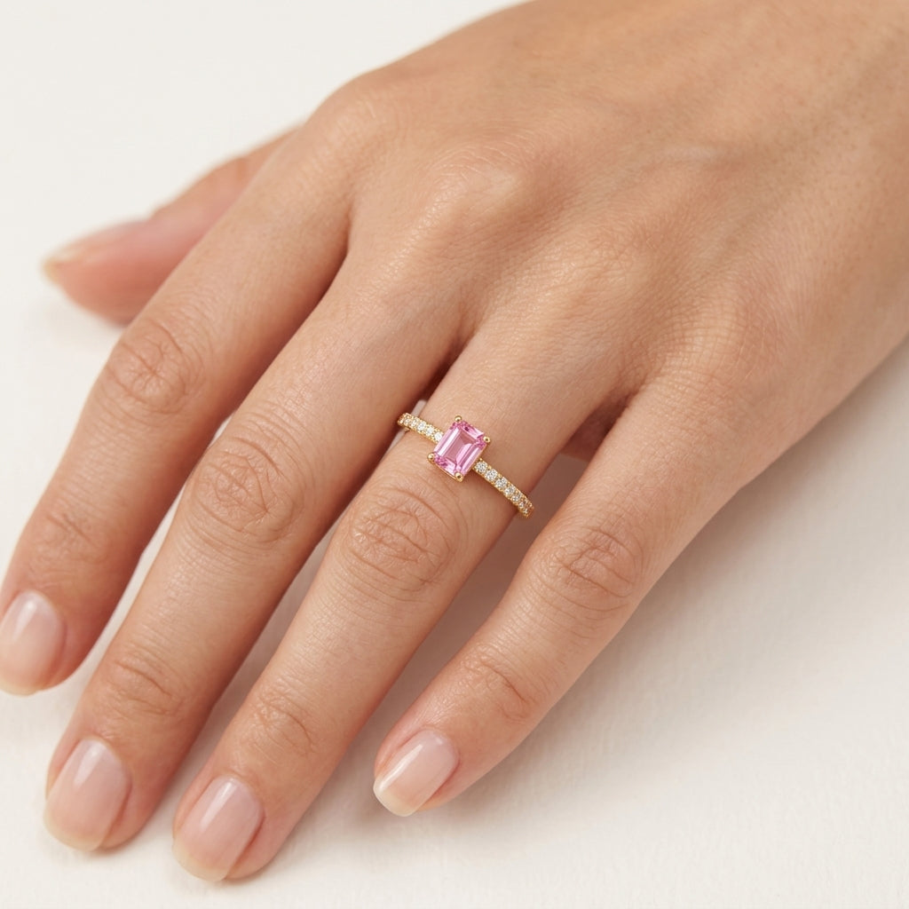 Premier Diamond Ring Yellow Gold Diamond worn by model - Vicenza Miami
