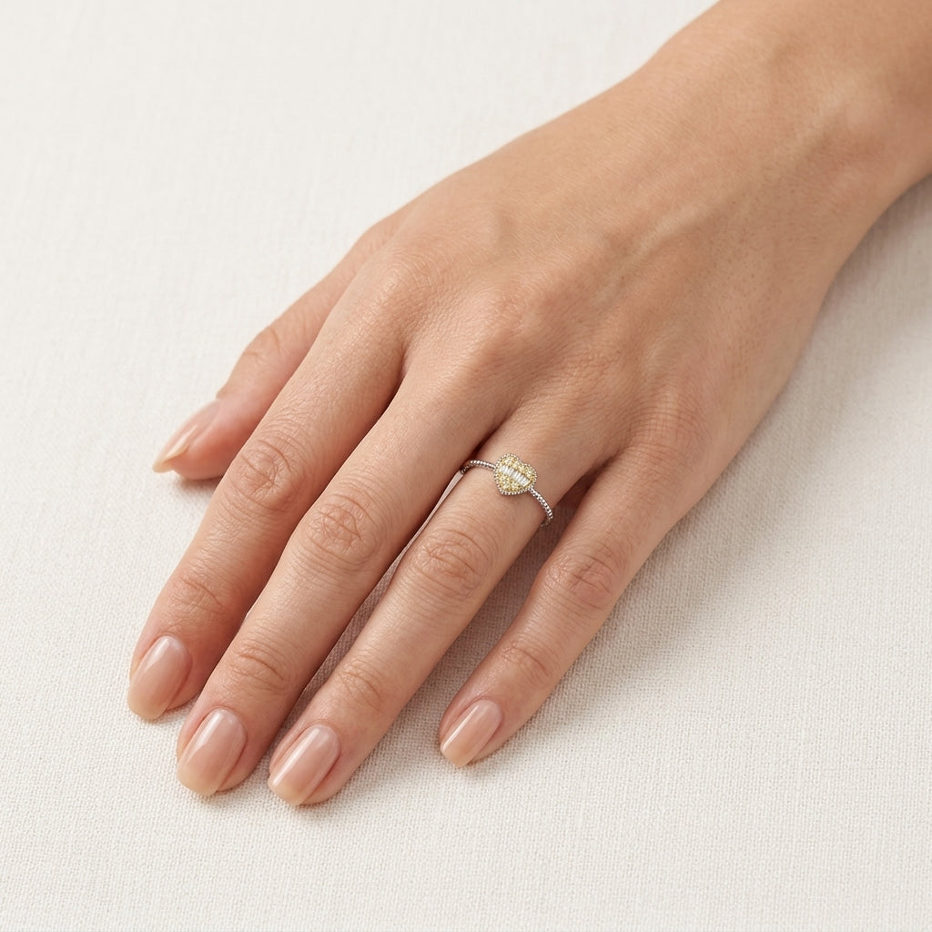 Adorned Diamond Ring Yellow Gold Diamond I worn by model - Vicenza Miami