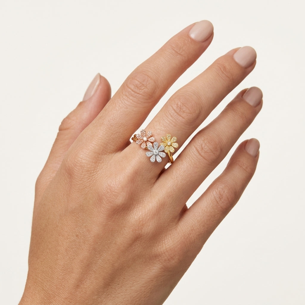 Essence Flower Diamond Ring worn by model - Vicenza Miami