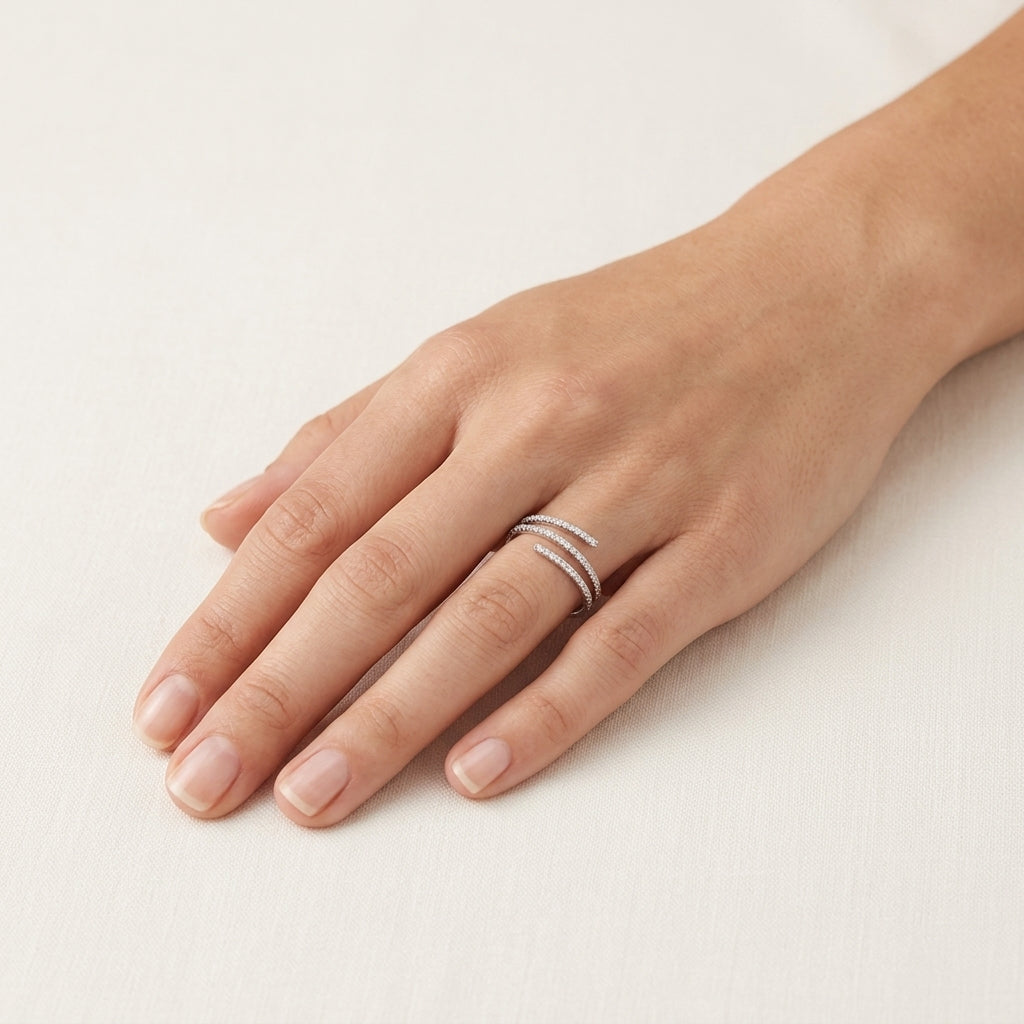 Polished Diamond Ring White Gold Diamond III worn by model - Vicenza Miami