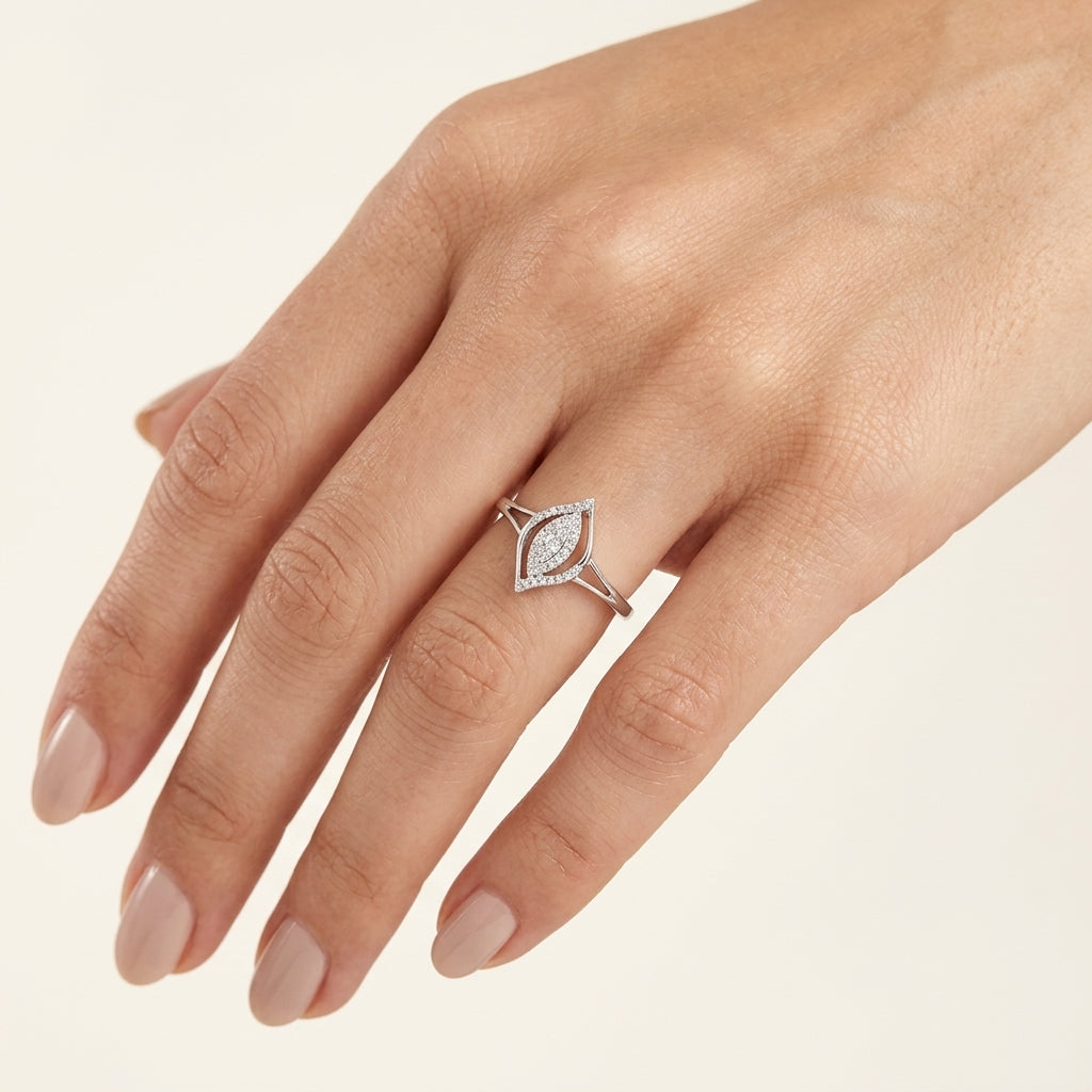 Petite Diamond Ring worn by model - Vicenza Miami