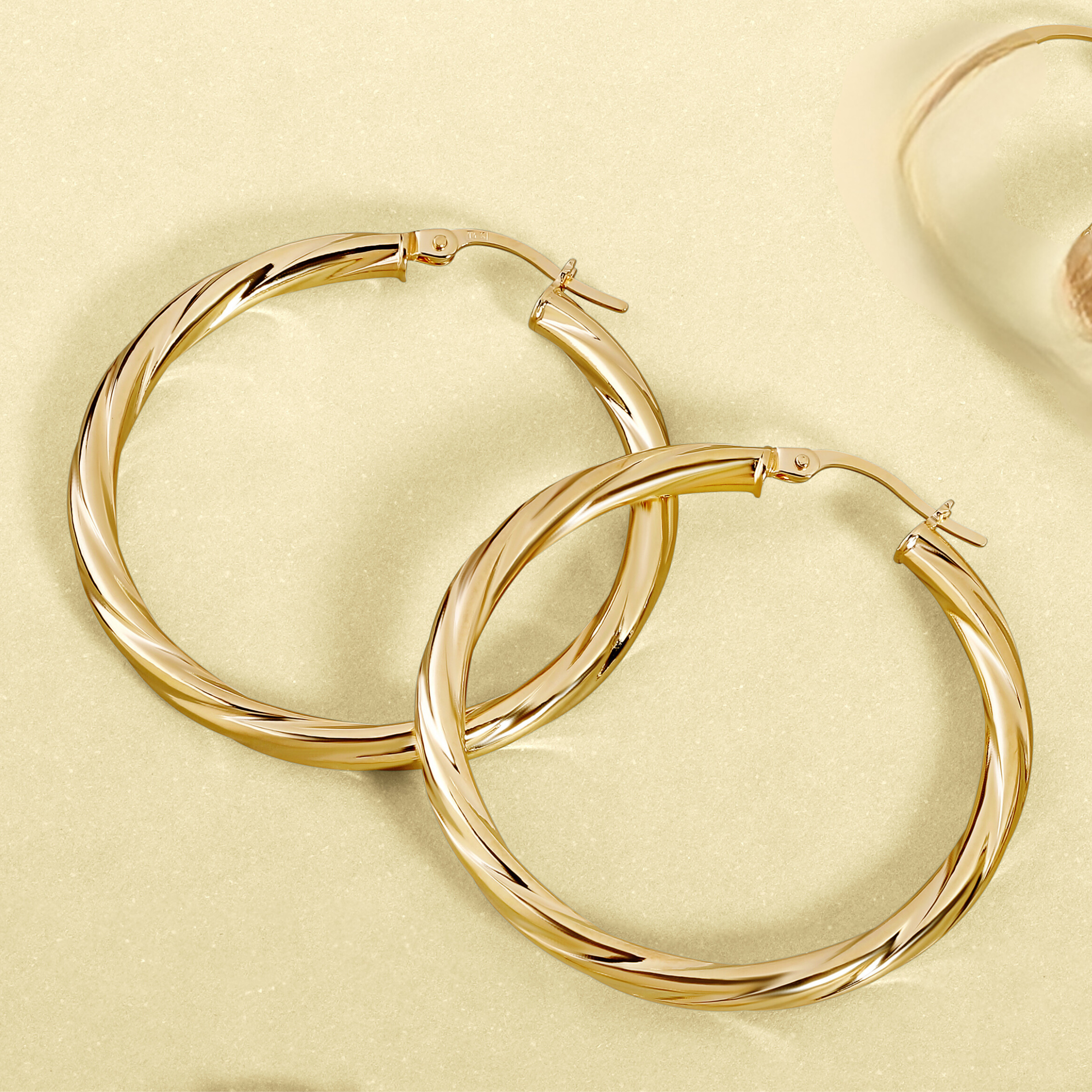Twirl Thin Hoops 3mm