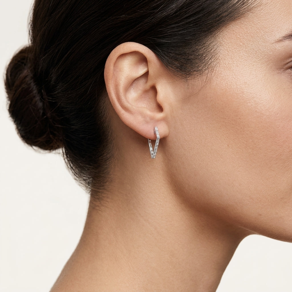 Prestige Earring White Gold Diamond worn by model - Vicenza Miami