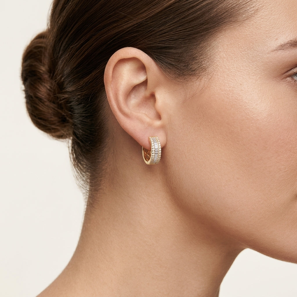 Lattice Diamond Huggie Earring worn by model - Vicenza Miami