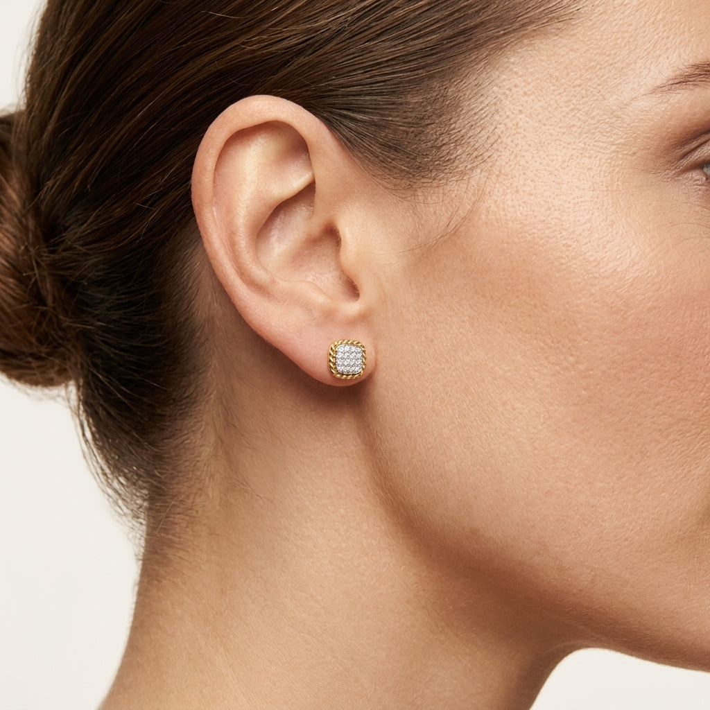 Sublime Diamond Earring Diamond I worn by model - Vicenza Miami