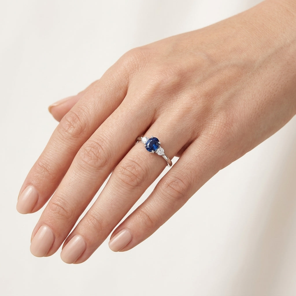 Eternal Diamond Ring White Gold Sapphire worn by model - Vicenza Miami