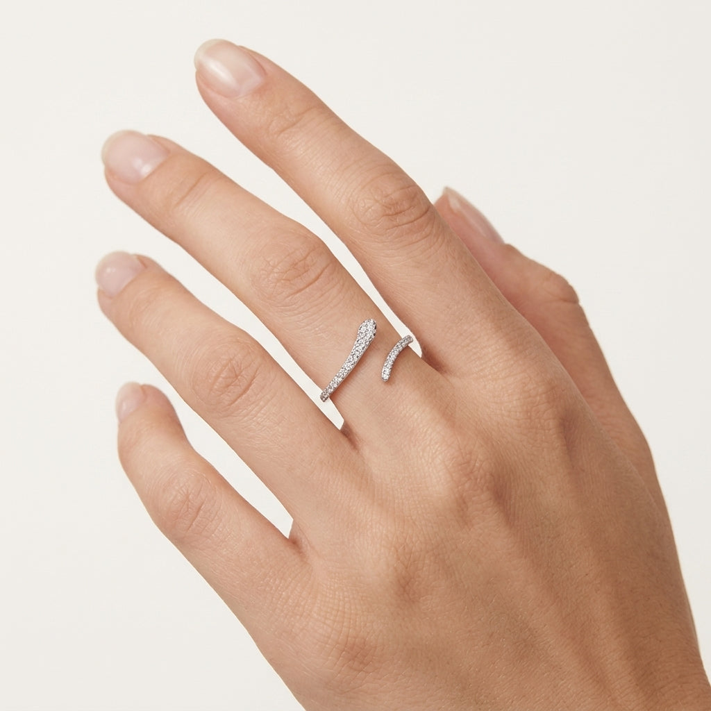 Pristine Snake Diamond Ring worn by model - Vicenza Miami