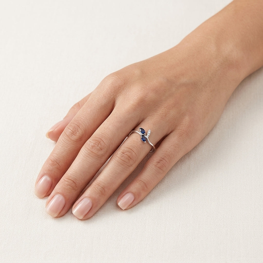 Luxe Sapphire & Diamond Ring worn by model - Vicenza Miami
