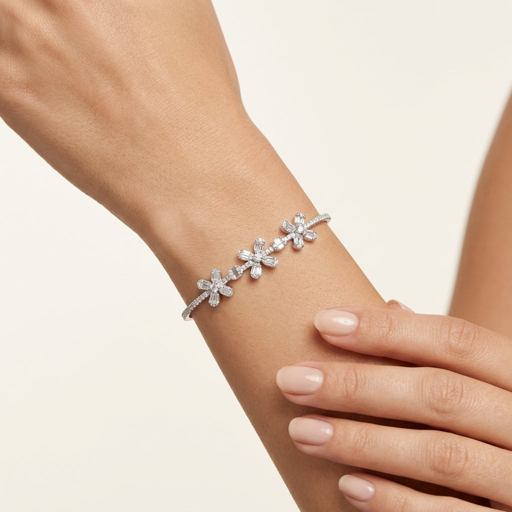 Gilded Bracelet worn by model - Vicenza Miami