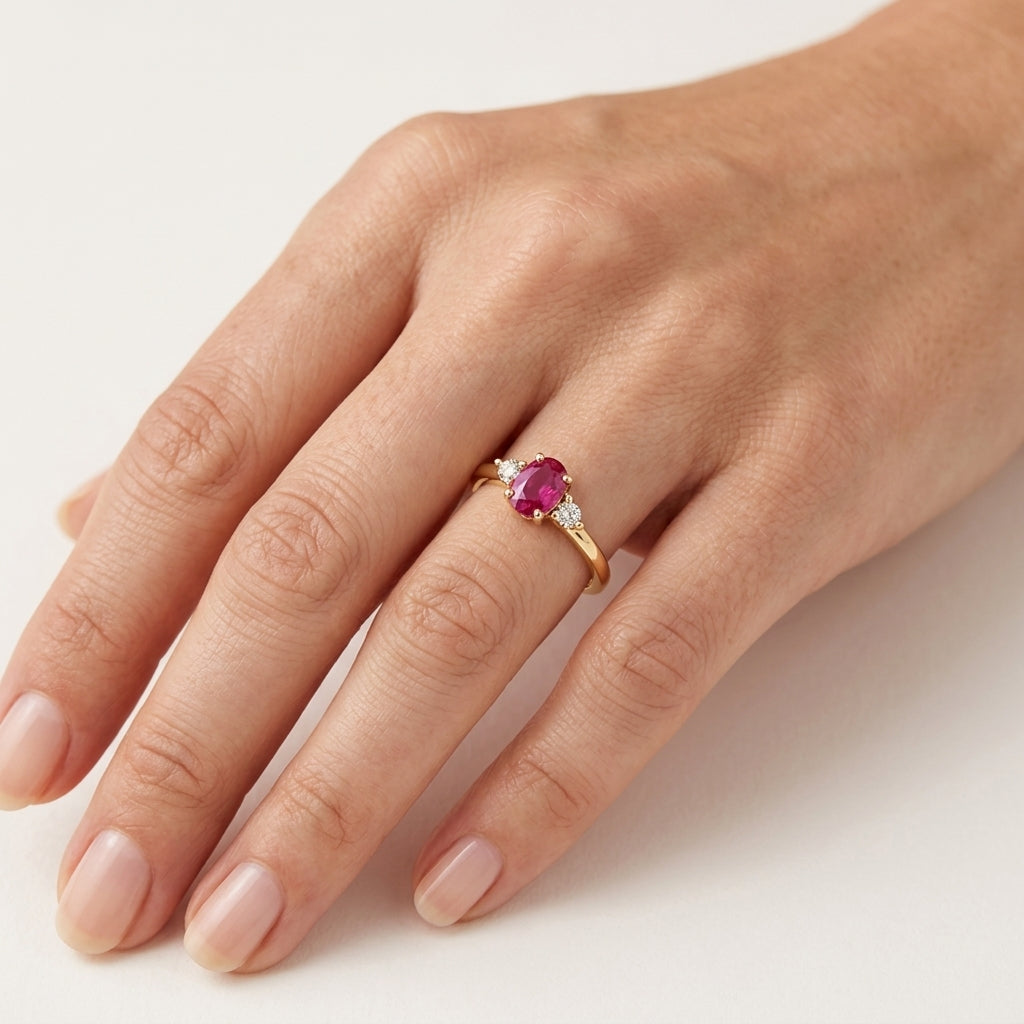 Prestige Diamond Ring White Gold Ruby worn by model - Vicenza Miami