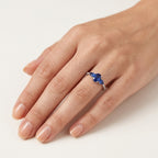 Grand Diamond & Sapphire Ring worn by model - Vicenza Miami