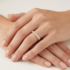 Brilliant Diamond Ring White Gold Diamond worn by model - Vicenza Miami
